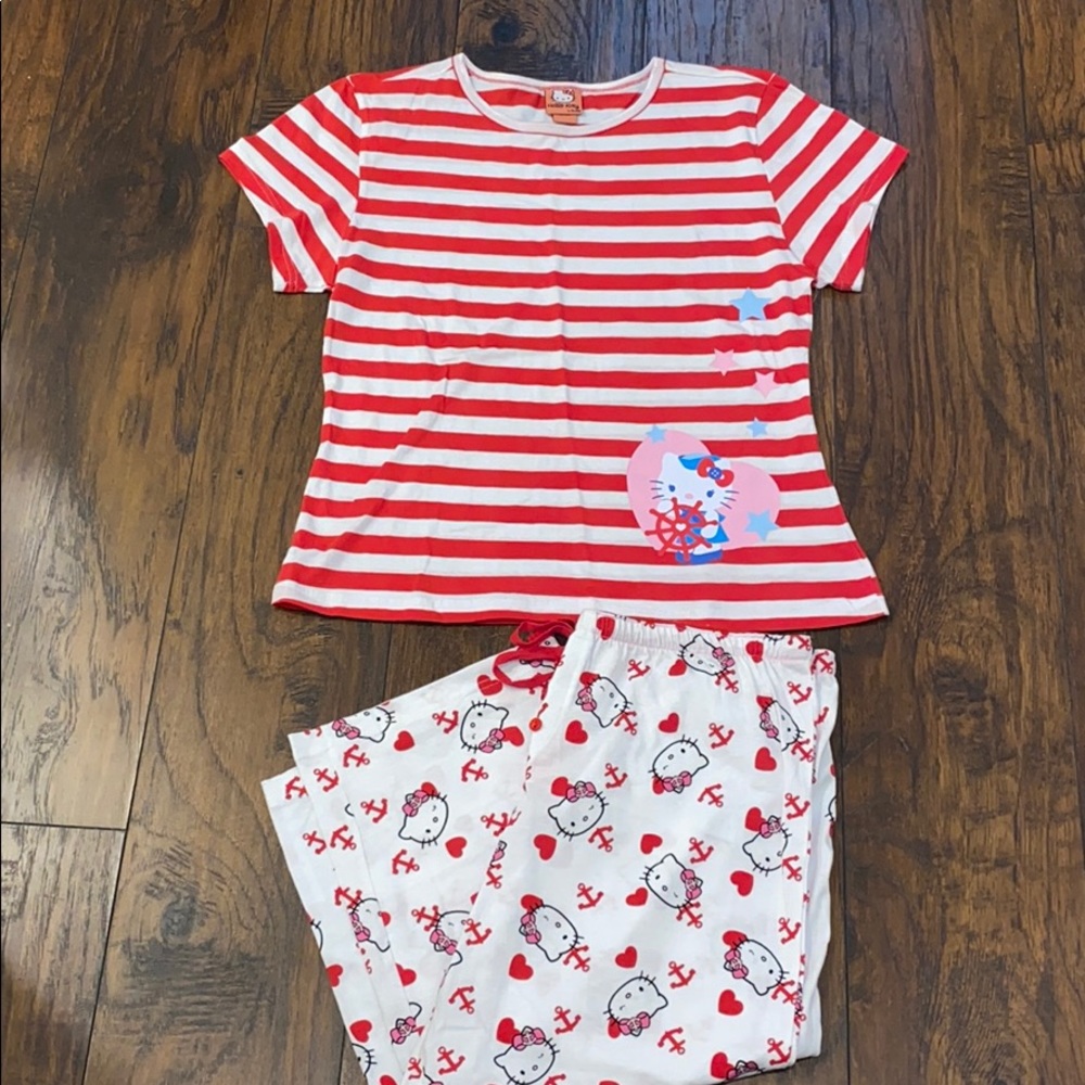 Hello Kitty Cropped Sleep Set